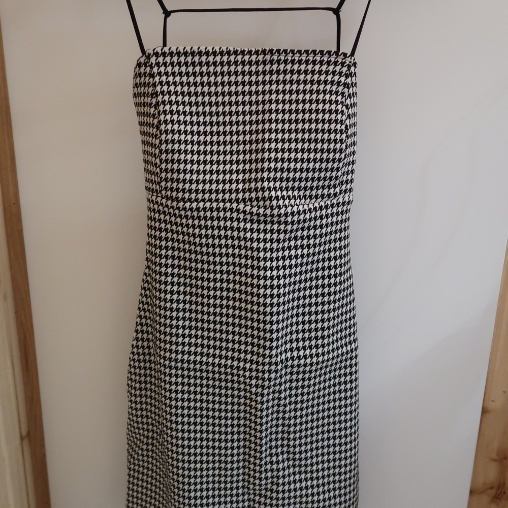 Rococo Houndstooth Open Back Bodycon Mini Dress NWT Medium - Picture 8 of 9